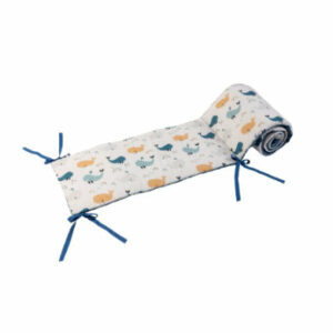 Ullenboom Nestchen für Babybett Blau Wale 210 x 30 cm