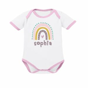 Schnullireich Baby Body (Kurzarm) mit Namen Rosa Regenbogen (Sporty) Weiß