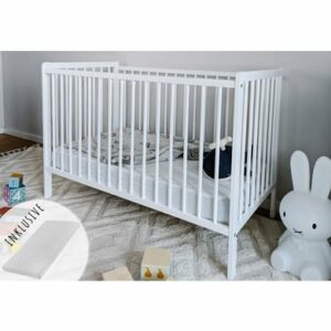 Kids Collective Babybett Gitterbett 60x120 höhenverstellbar & herausnehmbare Sprossen weiß mit Matratze